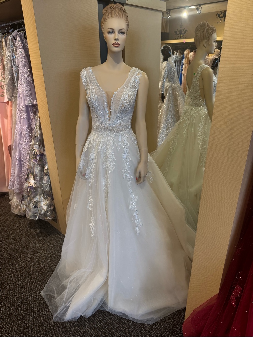 Sequin Lace Tulle Wedding Dress V Back Bridal Ball gown Sz 14 US SK Boutique